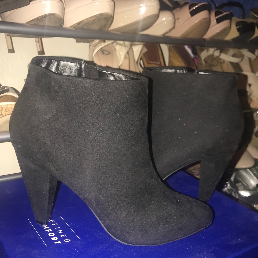Ankle black boots